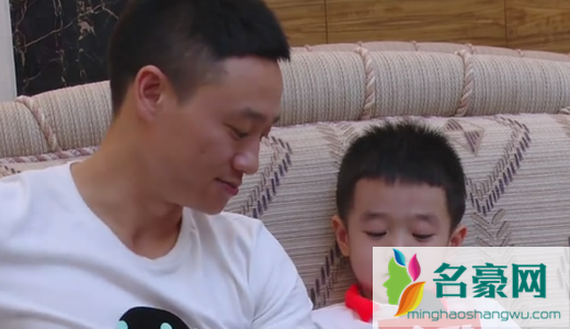 爸爸去哪儿陆毅杨威照片及资料 杨威向贝儿陆毅道歉