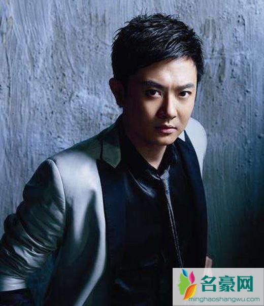 边潇潇老公印小天个人资料简介 印小天和新人边潇潇吻戏