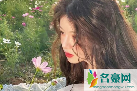 刷礼物的大哥为什么不说话3