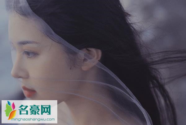 人间四月天的文案