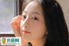 早安撩女朋友的情话,今天的天空就像你一样美