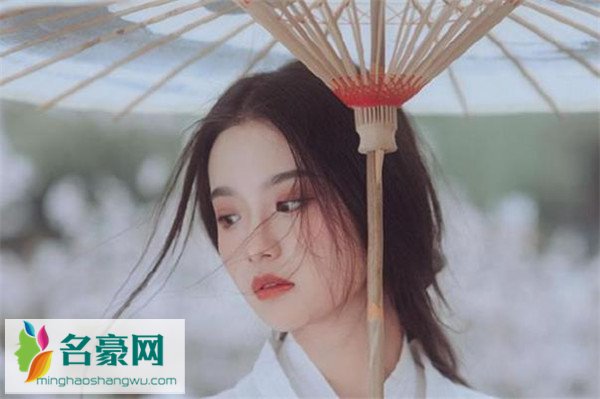 挽留女朋友感动的话50