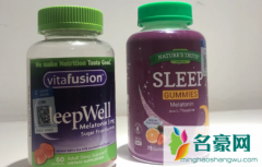 褪黑素比安眠药安全吗 终生吃安眠药的人有什么危