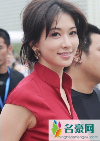林志玲的胸是真的吗 林志玲的胸多大