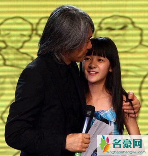 周星驰的儿子和女儿照片及资料 徐娇是周星驰女儿吗
