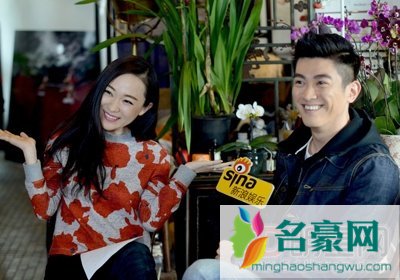 霍思燕现任老公是谁 演员霍思燕与老公结婚照