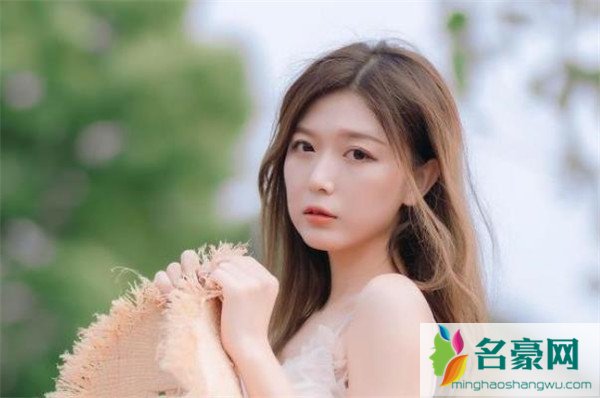 微商发朋友圈卖货的精美句子