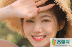 逗女朋友开心的情话一问一答（一天天脑子里想的都