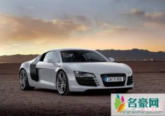 杨惠妍开的什么豪车？杨惠妍豪华座驾盘点