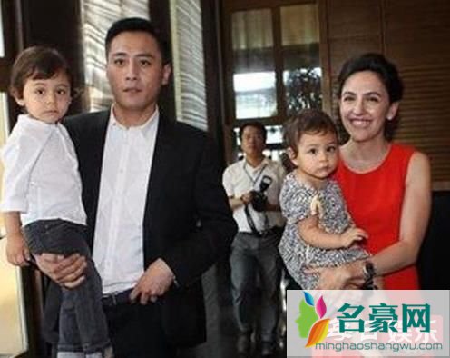 刘烨现在有几个孩子 刘烨的孩子都是多大了?