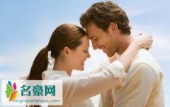 男人遇到真爱的反应有哪些，揭男人真爱一个女人的