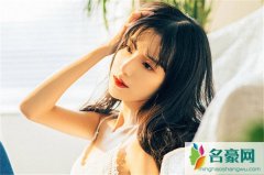 女生早上起床最想听的情话（乍见初欢，久处仍怦然