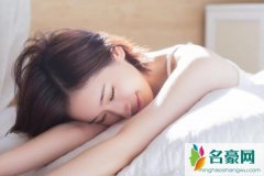感慨的句子发朋友圈短句（喜欢的就要去努力争取）