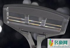 世界上最贵的剃须刀:铱金蓝宝剃须刀（价格62万元