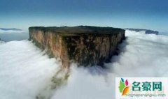 世界上最独特的山（空中浮岛罗赖马山就像空中仙境