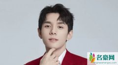 李佳琦道歉是怎么回事 直播一哥李佳琦调戏杨幂不