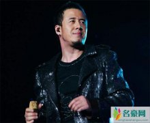 惊雷原创回应杨坤 扬言自己的惊雷为过杨坤所有歌