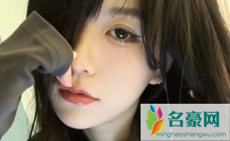 前任分手后立马有新欢还好联系吗3