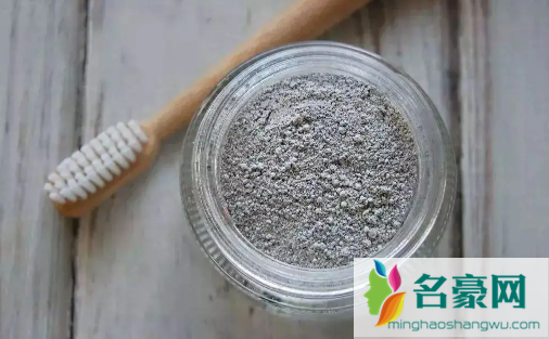 牙粉是跟牙膏一起用还是单独用2
