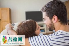 已婚女人喜欢你的表现有哪些，已婚女人怎么暗示她