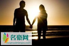 男人有了新欢后的反应，男人反感与你接触说明他出