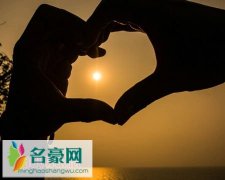 男友忽冷忽热是真心吗，如何对待一个忽冷忽热的男