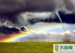 彩虹龙卷风（彩虹与龙卷风同现的图片震惊世界-视