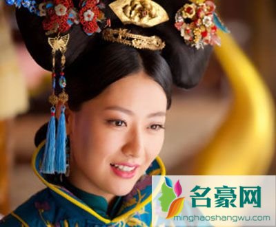 凰图腾白冰床戏吻戏 白冰和她老公的吻戏