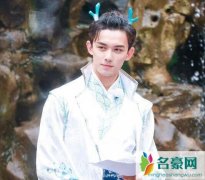 奔跑吧吴磊哪期 神仙颜值cos敖丙风度翩翩