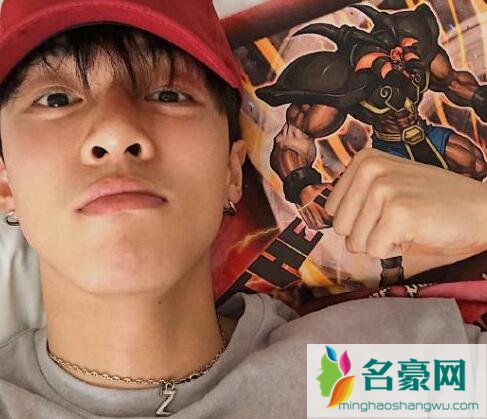 黄潇这就是街舞背景年龄