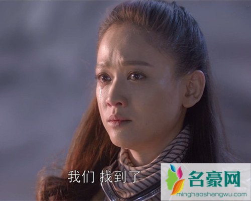 鬼吹灯鹧鸪哨和Shirley杨什么关系