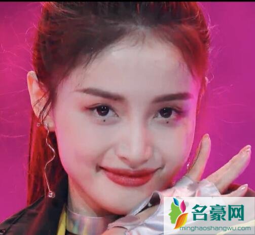 青春有你2林小宅表演
