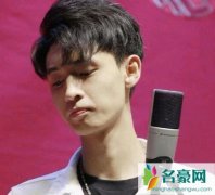 秦霄贤是什么时候去的德云社 秦霄贤综艺表现出色
