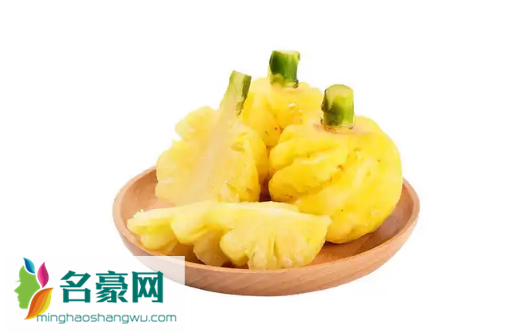 小菠萝是用糖水泡的那么甜吗1