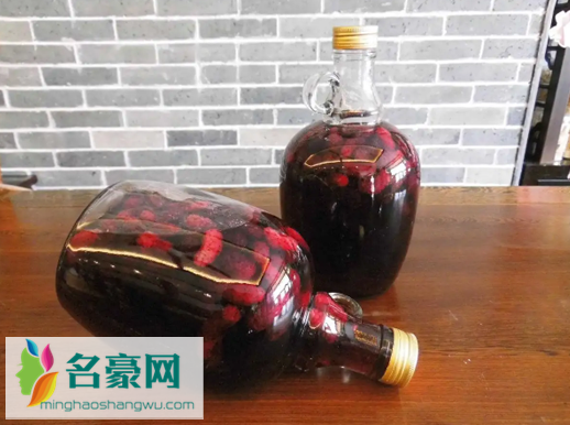 桑葚泡酒一年多了还能喝吗3