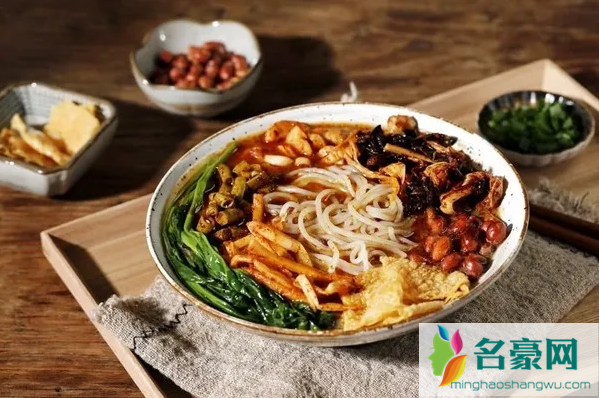 螺蛳粉是汤料臭还是酸笋臭1