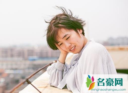 老板娘对我暗示