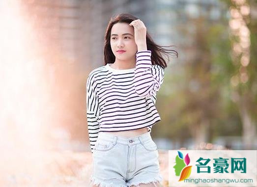 老板娘对我暗示
