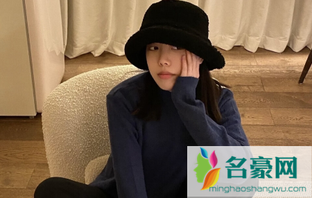 刚刚加的女孩子应该怎么去开口聊3