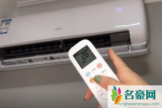 夏天空调往上吹省电还是往下吹省电3
