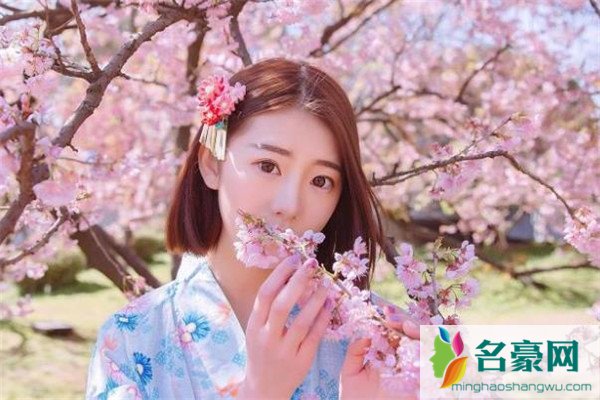 50个撩妹金句很甜很撩的爱情句子
