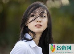 练车时被教练占便宜，骗钱还想骗色最后被我识破