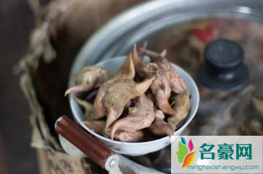煮菱角什么时候放盐比较好3