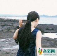 老公认识了个卖保险的女人，两人聊天暧昧关系不单