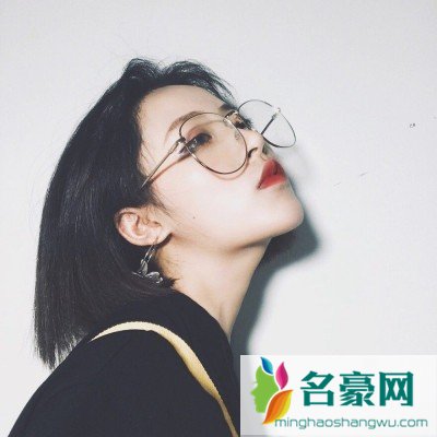 删前女友的微信要跟她说吗