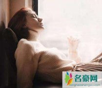 女友迫于压力提出分手，母亲棒打鸳鸯让我错失真爱