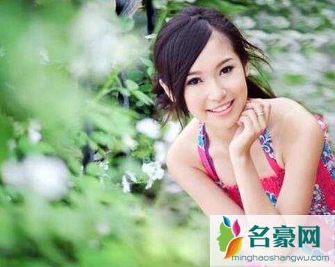 与女友恋爱源于一次偶遇