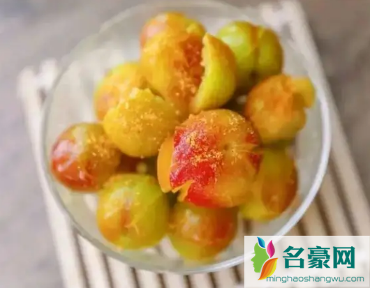 李子蘸辣椒面吃了有什么好处3