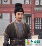 锦衣之下杨程万的腿怎么断的 他和今夏身世之谜有