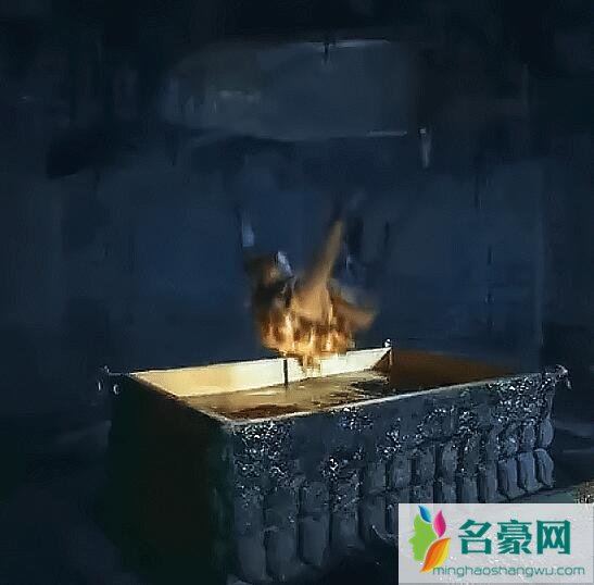 重启之极海听雷棺液是什么